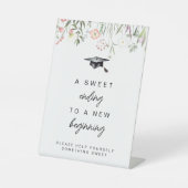 卒業式で新たなスタートを切る甘い結末 台座サイン (正面)