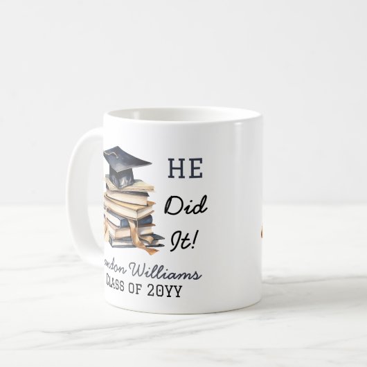 卒業式の帽子と本の卒業式 コーヒーマグカップ (正面左)