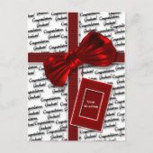 卒業式の男性へ贈り物と女性挨拶 案内ポストカード (正面)