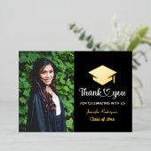 卒業式キャップありがとう卒業カスタム写真 箔招待状 (立ち正面)