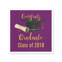 卒業式キャップおよび卒業証書おめでとう卒業