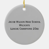 卒業式シニアサッカープレーヤーシルバーグレイ セラミックオーナメント (裏面)