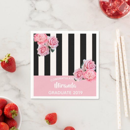 卒業式ピンク白黒ストライプ花模様2025 スタンダードカクテルナプキン (インサイチュ)