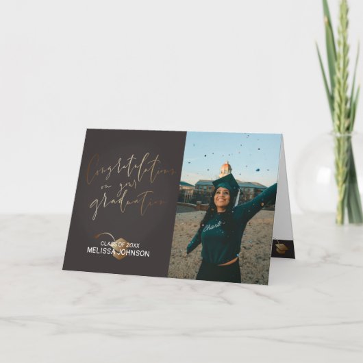 卒業式ブラック・アンド・金ゴールドカードの卒業 サンキューカード (正面)