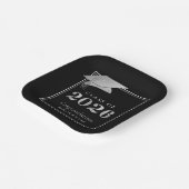 卒業式2025黒フェイク金属銀 ペーパープレート (傾斜あり)