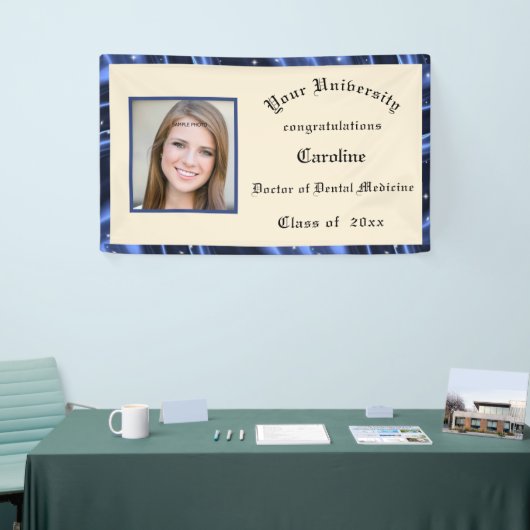 卒業式 ブルー サテン枠 写真を追加 横断幕 (トレードショー)