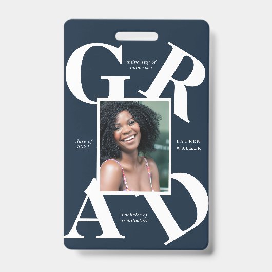 卒業式 学校カラー 太字 スクリプト 卒業生発表 バッジ (正面)