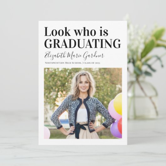 卒業生の顔を見る写真卒業 案内状 (スタンド正面)