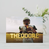 卒業生はっきりしたのスポーツ写真卒業の名前 箔招待状 (立ち正面)