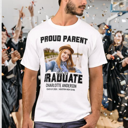 卒業生を誇りに思う親 Tシャツ