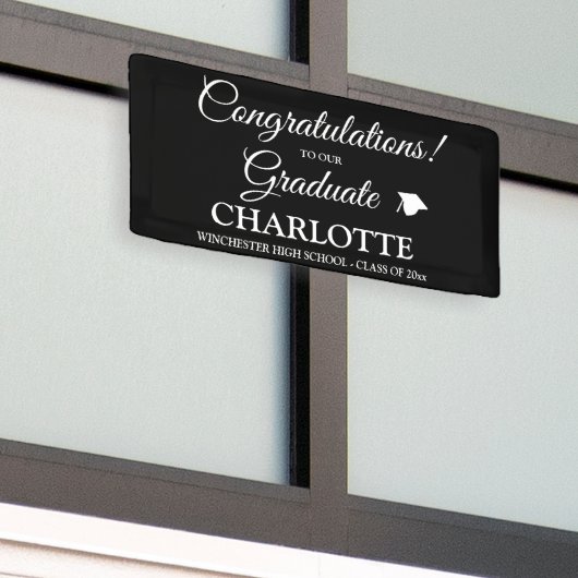 卒業生カスタム白黒 横断幕 (ビルの外側)
