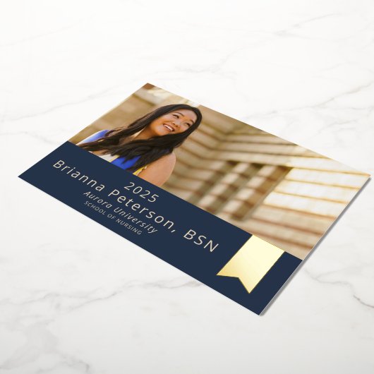 卒業生2フォトネイビー金箔サッシ 箔招待状 (回転した状態)