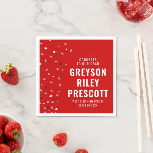 卒業紙吹雪パーソナライズされた赤い灰色 スタンダードカクテルナプキン (インサイチュ)