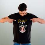 卒業誇りを持ったパパキャップ写真T-Shir Tシャツ<br><div class="desc">卒業誇りを持ったパパキャップ写真黒Tシャツ。卒業式の帽子と誇りを持った卒業生の写真を持つ大学院生のためのTシャツ。写真を追加。</div>