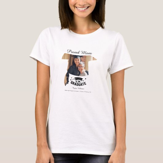 卒業誇りを持った者の母 |卒業写真 Tシャツ (正面)