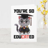 卒業頭が切れるおめでとうございますおもしろいキャット卒業 カード (黄色い花)