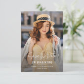 卒業2025写真セーブ・ザ・デート案内 エンクロージャーカード (スタンド正面)