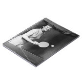 卓球を遊んでいる女性 ノートブック (左側)