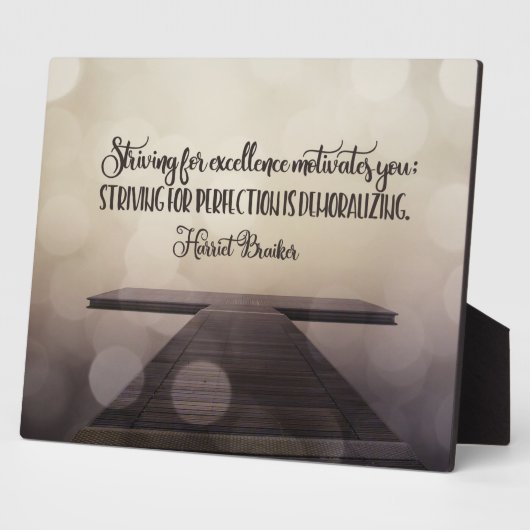 卓越性を求めて努力すること フォトプラーク (側面)