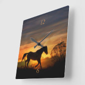 南かわいらし西ランニング日の出の中のの馬 スクエア壁時計 (傾斜)