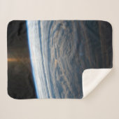 南のインディアン海の曇り。 シェルパブランケット (正面(横))