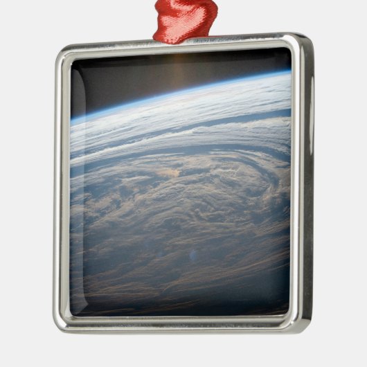 南のインディアン海の曇り。 メタルオーナメント (左)