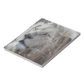 南アフリカのホワイトライオンがクローズアップ ノートパッド (回転)