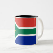 南アフリカ国旗のマグカップ ツートーンマグカップ (正面右)