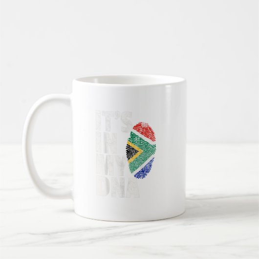 南アフリカ国旗の国の私のDna コーヒーマグカップ (左)