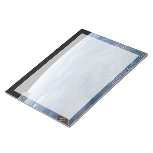 南アフリカ熱帯地方で煙が立ち昇る。 ノートパッド (アングル)