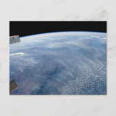 南アフリカ熱帯地方で煙が立ち昇る。 ポストカード (正面)