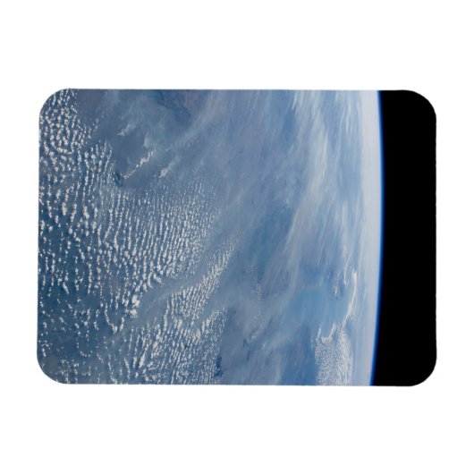 南アフリカ熱帯地方で煙が立ち昇る。 マグネット (横)