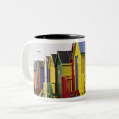 南アフリカ、西ケープ、セントジェームス。カラフル ツートーンマグカップ (正面左)