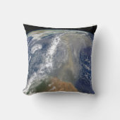 南アメリカに向かう塵 クッション (正面)