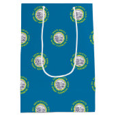 南ダコタ州の旗がプリントされたギフトバッグです。 ミディアムペーパーバッグ (裏面)