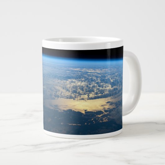 南チリのラグーナサンラファエル国立公園。 ジャンボコーヒーマグカップ (正面右)