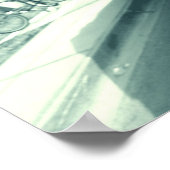 南ビーチの赤ヴィンテージ車 ポスター (角)