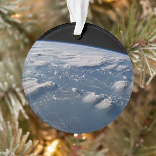 南ボルネオに地球の雷頭状雲。 オーナメント (ツリー)