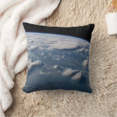 南ボルネオに地球の雷頭状雲。 クッション (ブランケット)