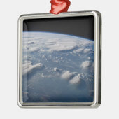 南ボルネオに地球の雷頭状雲。 メタルオーナメント (左)