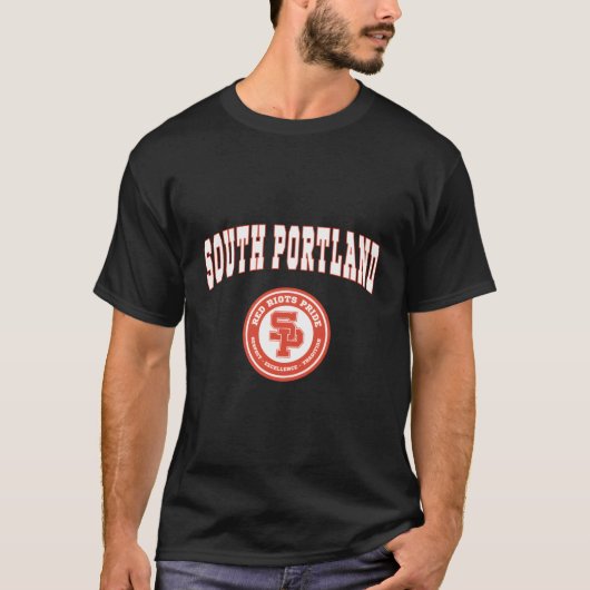 南ポートランド高校の赤暴動 Tシャツ (正面)