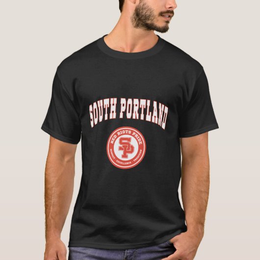 南ポートランド高校の赤暴動 Tシャツ (正面)