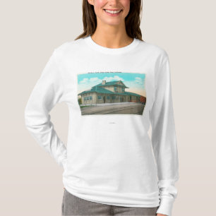 南太平洋のターミナル3の外観 Tシャツ