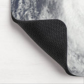 南太平洋上空のサイクロン海 マウスパッド (コーナー)