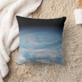 南太平洋上空の円形の雲の形成海。 クッション (ブランケット)