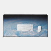 南太平洋上空の円形の雲の形成海。 デスクマット (キーボード&マウス)