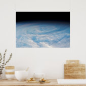 南太平洋上空の円形の雲の形成海。 ポスター (キッチン)