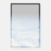 南太平洋上空の円形の雲の形成海。 ポストイット (正面)