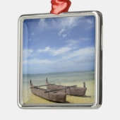 南太平洋、ポリネシフランスのア、ムーア。 メタルオーナメント (左)