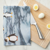 南極の氷の中の可愛いペンギン キッチンタオル (四つ折り)